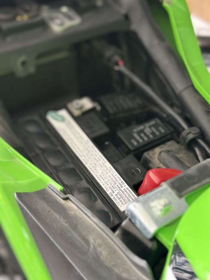 Kawasaki Zx-4RR Lp Sulu Akü LTZ10S-BS