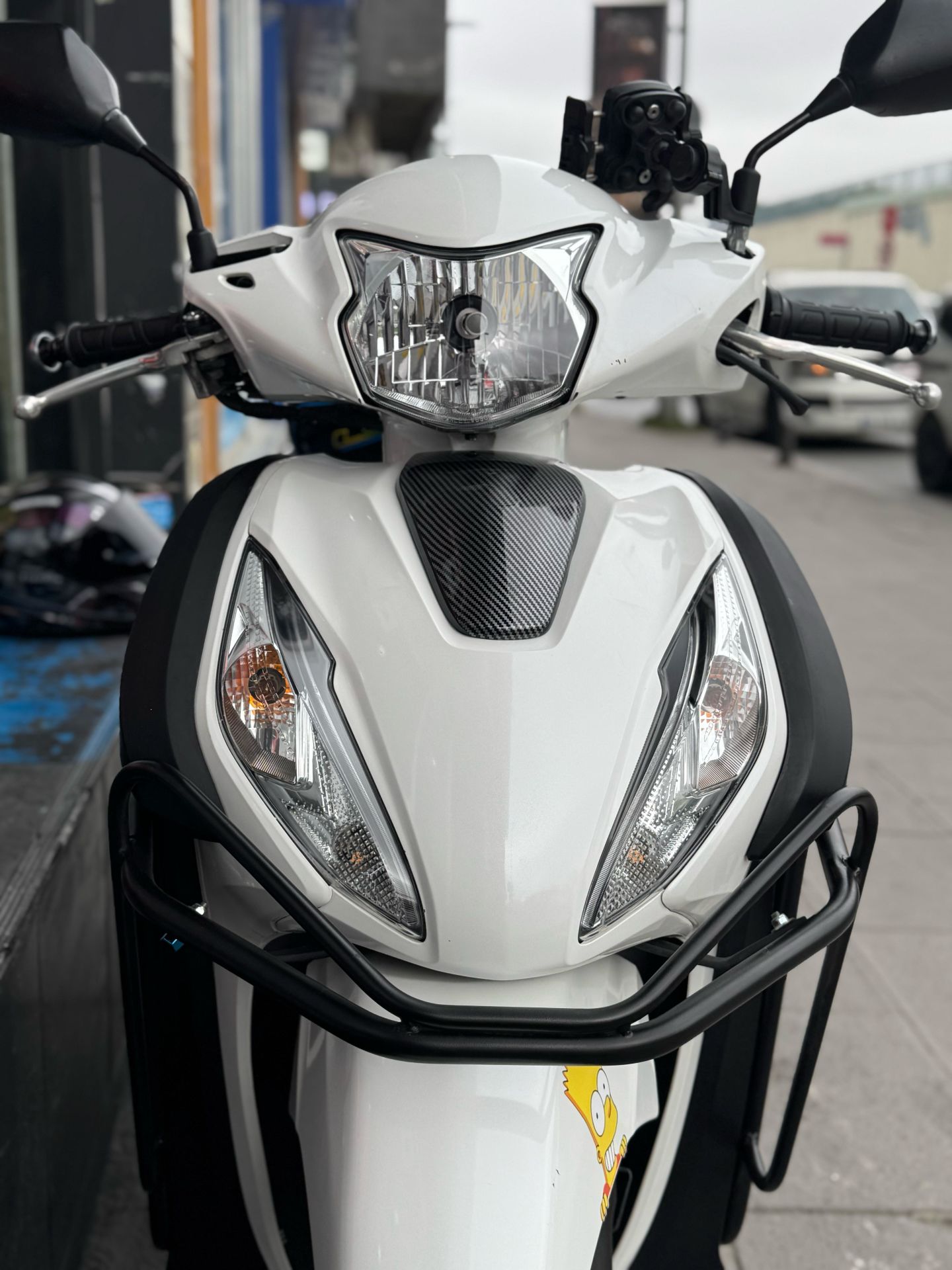 Honda Dio Far Üstü Kapak Karbon