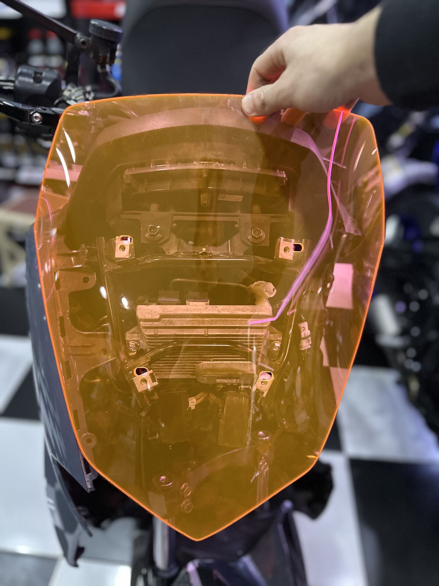 Nmax 125-155 2021-2024 Orange Floresan Ön Cam