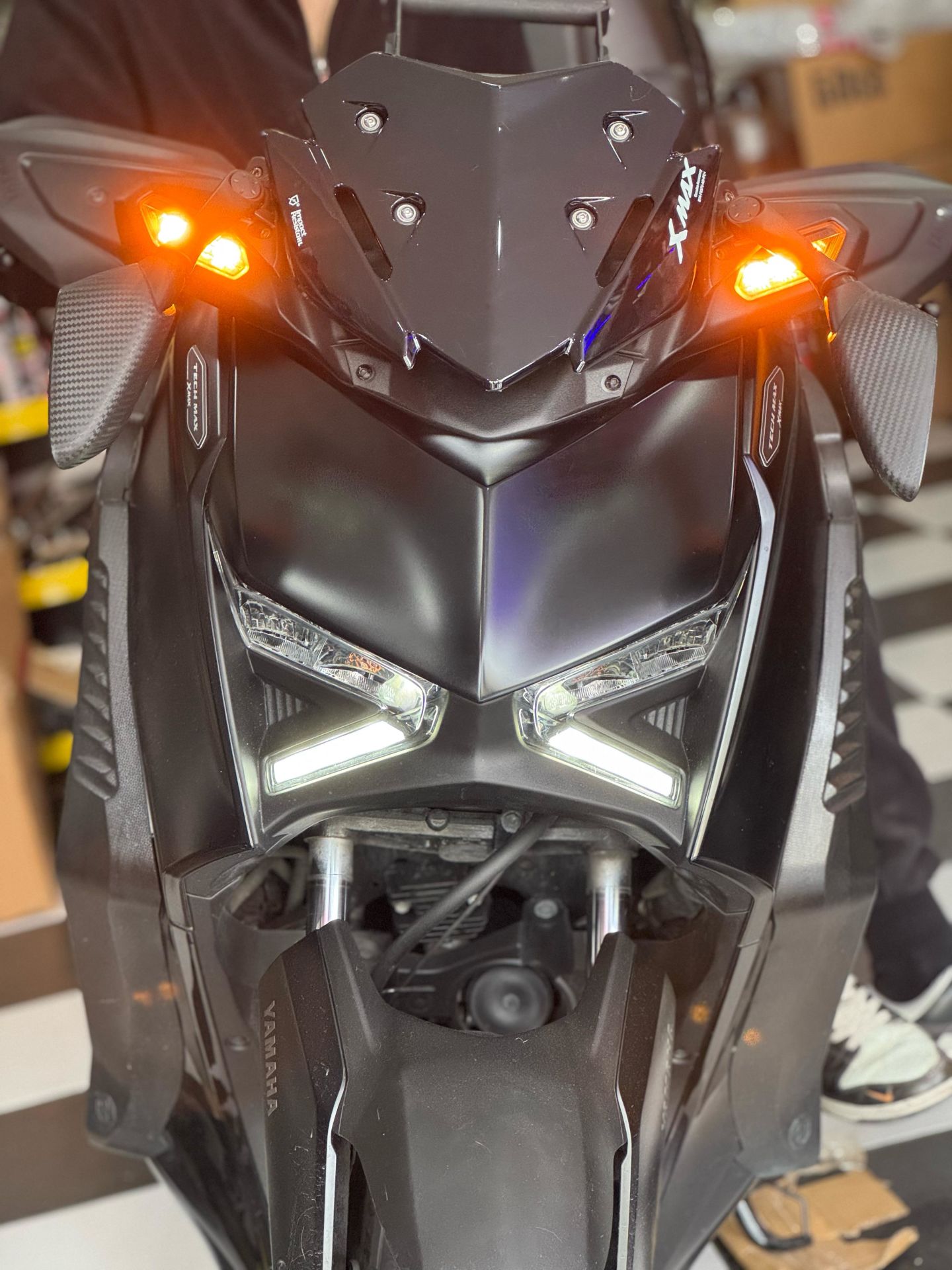 Xmax-Tech-Max 2024 Katlanır Ayna Cam Seti 1. Model