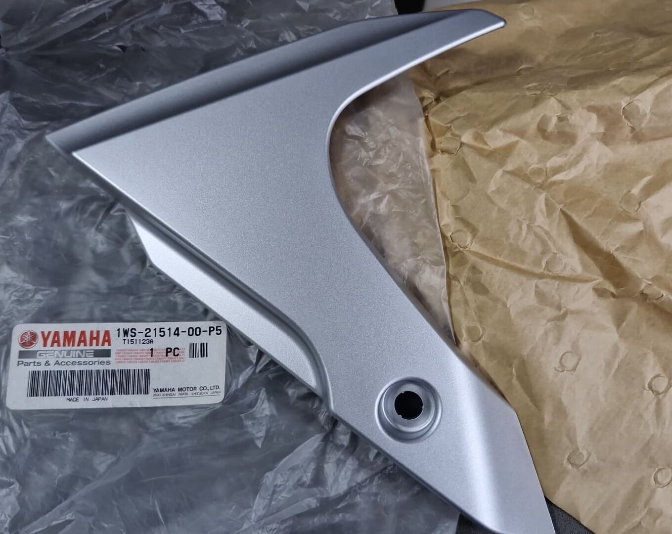 Mt 07 2014-17 Orijinal Sağ Ön Çamurluk Kapak Gri 1WS2151400P5