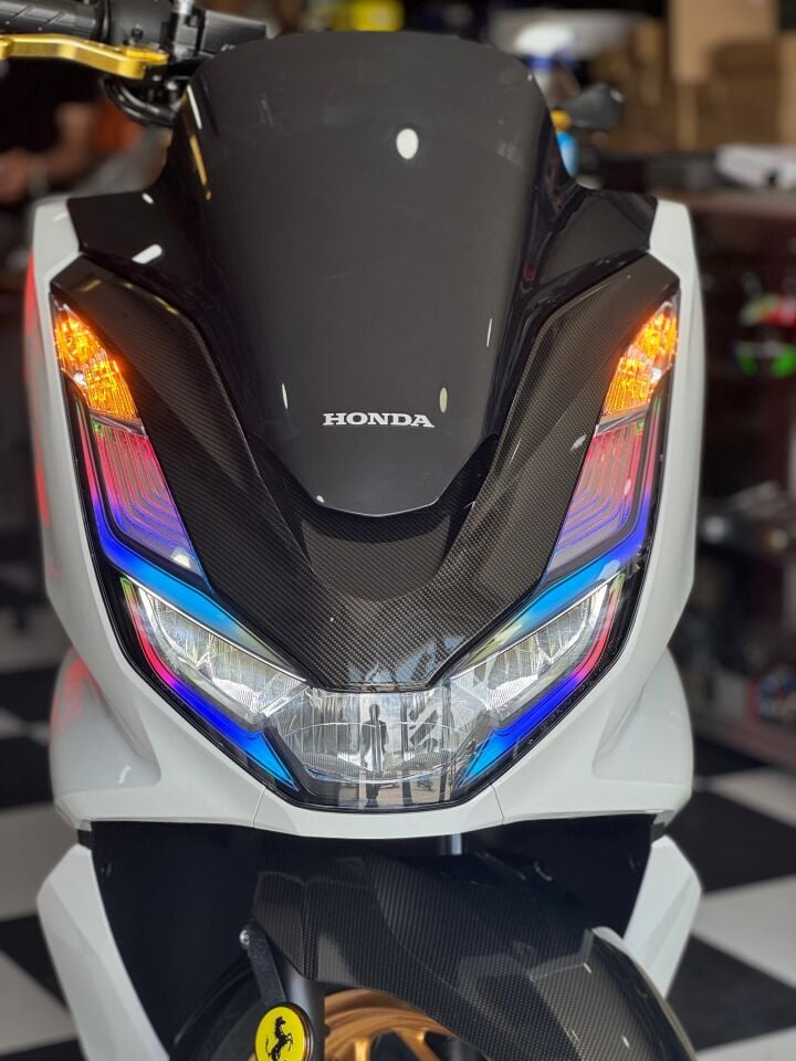 Pcx 2021-24 Rgb Ön Far