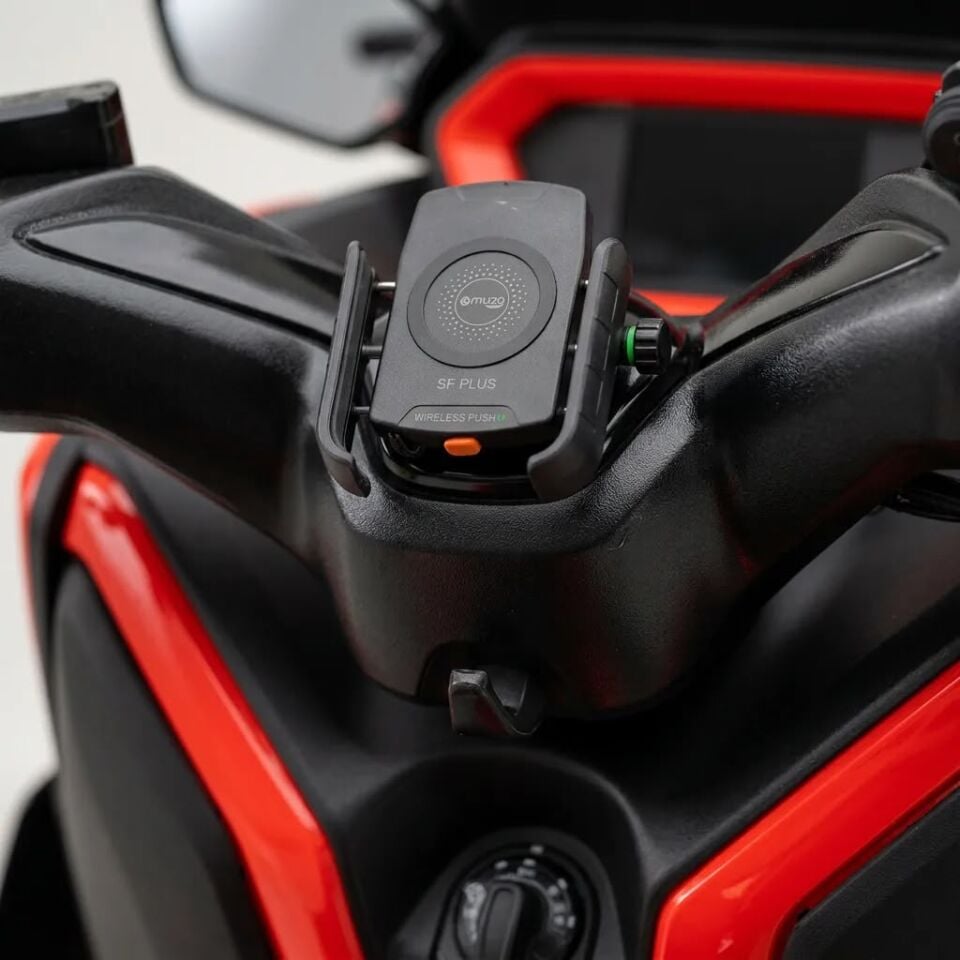 Xmax 250-300 2018-24 Sf Plus Şarjlı Soketli  Telefon Tutucu