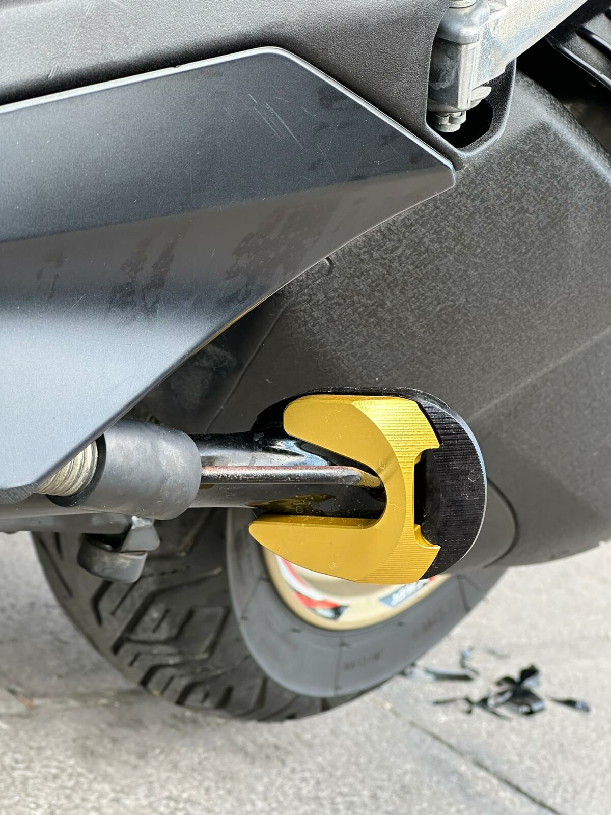 Xmax 250-300-2018-24 Cnc Yan Ayak Genişletme Kaz Ayağı