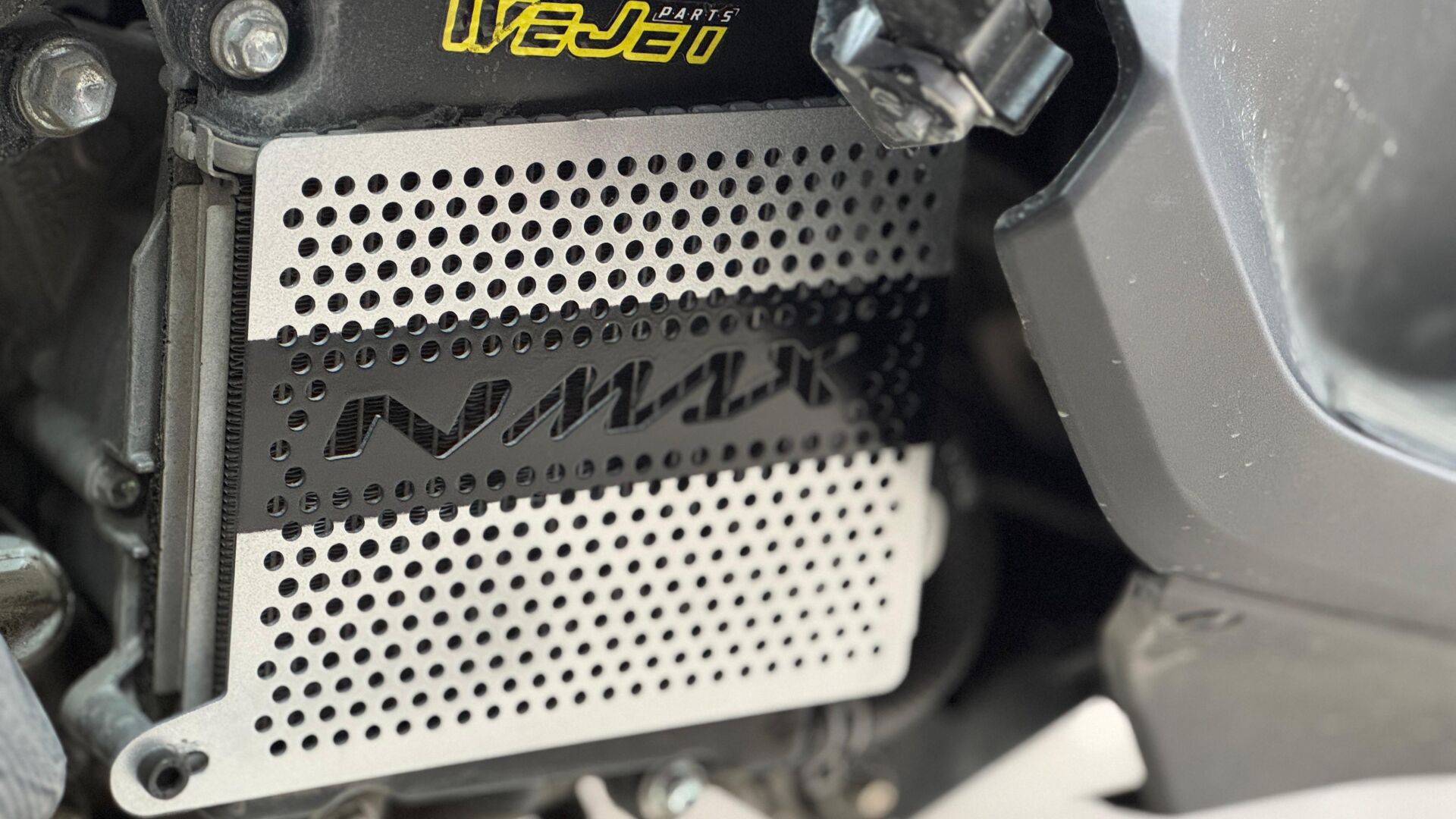 Nmax 125-155 2015-26 Petek Model Radyatör Koruma