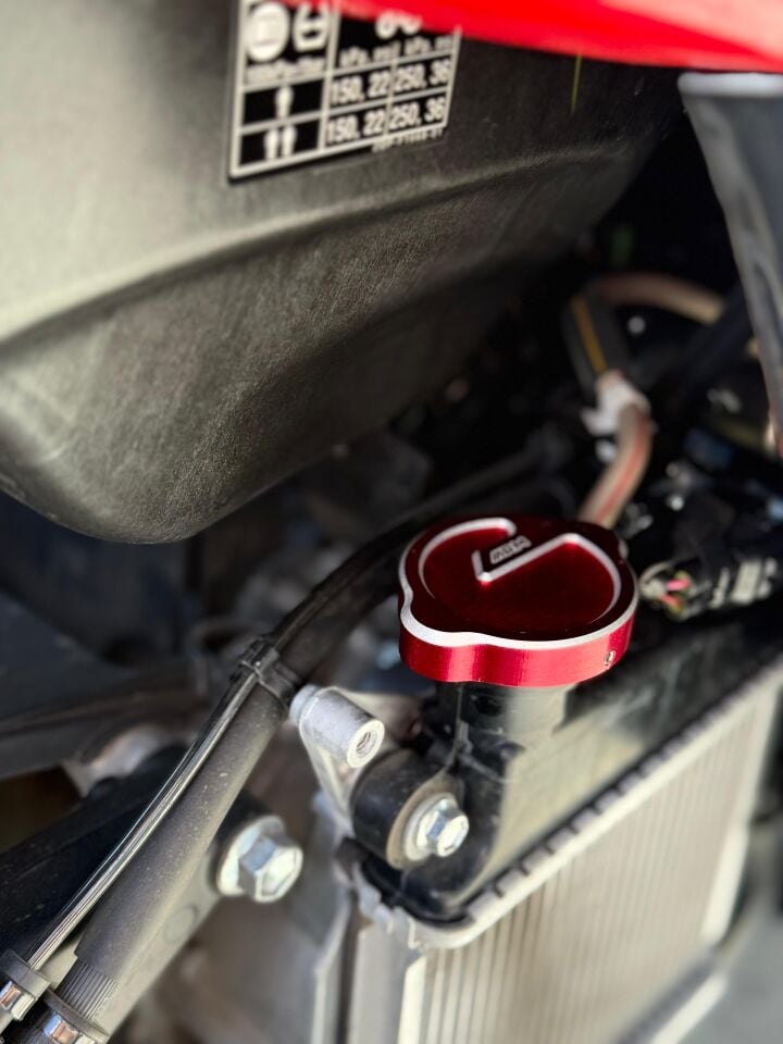 Nmax 125-155 Cnc Radyatör Kapağı