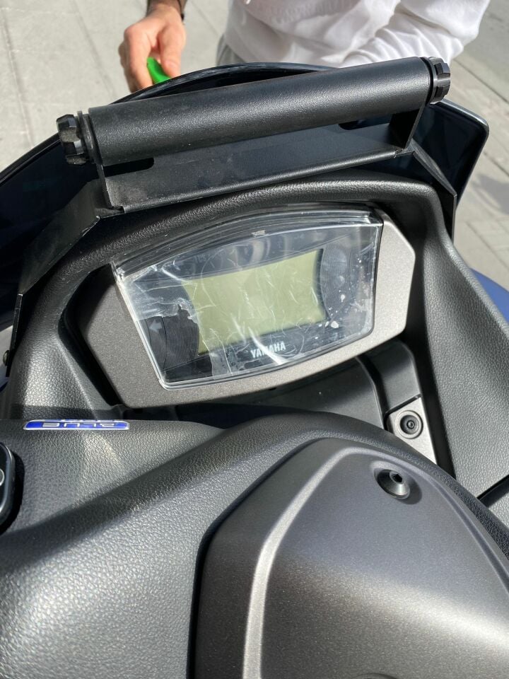 Nmax 125-155 2021-24 Navigasyon Telefon Tutucu Barı