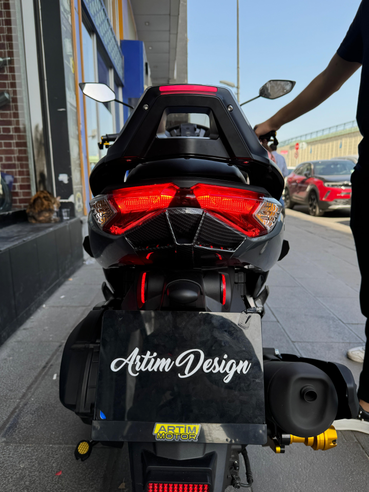 Nmax 125-155  2021-24 Sissy Bar Karbon Sırt Dayama