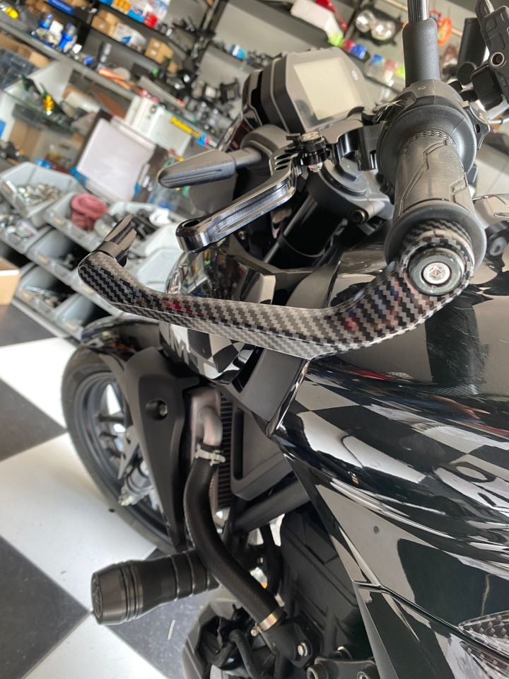 Mt-25 2019-24 Karbon Manet Koruma Seti