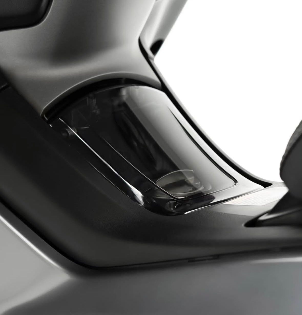 Nmax 125 Tech-Max 2025 Benzin Depo Kapak