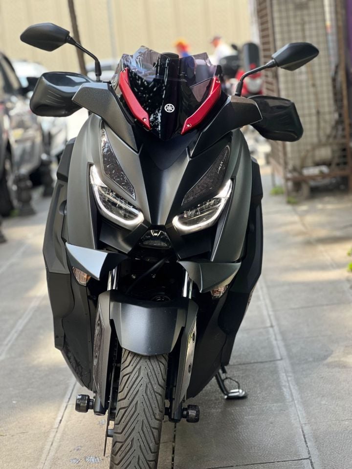 Xmax 125-250 2018-23 Kısa Spor Ön Cam New Model