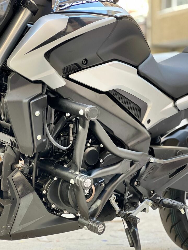 Bajaj Dominar 250-400 Koruma Demiri
