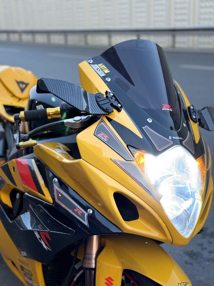 Üniversal Racing Model Karbon Kanat Ayna Seti