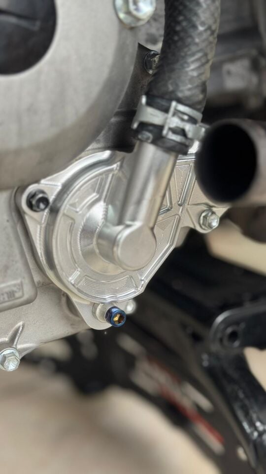 Xmax 250 2018-24 Renkli Devirdaim Su Pompa Kapağı