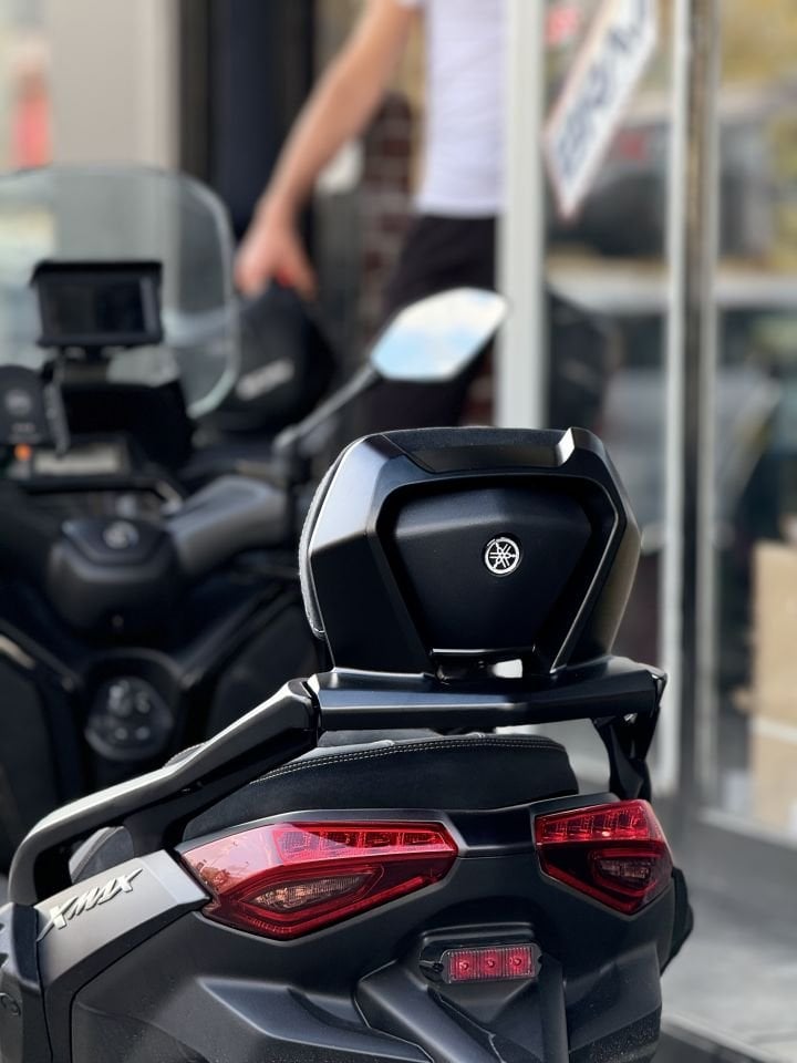 Xmax 250-300 2018-25 Orjinal Model Sissy Bar Sırt Dayama Seti