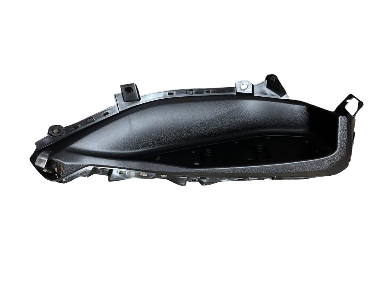 Xmax 250-300 2018-23 Desenli Sağ Basamak Tabanı B74F748800