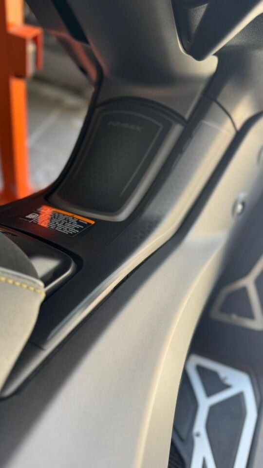 Nmax 125 2025 Tank Pad Stıcker Özel BLSF1980A000