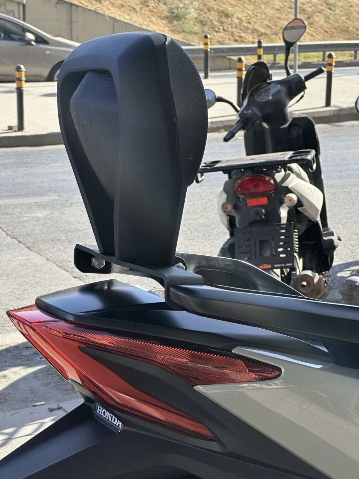 Honda Forza 250 2023-26 Uyumlu Sissy Bar Sırt Dayama
