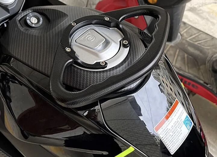 Cf Moto Sr 250-450Sr Artçı Tutamak Depo Tutamaç