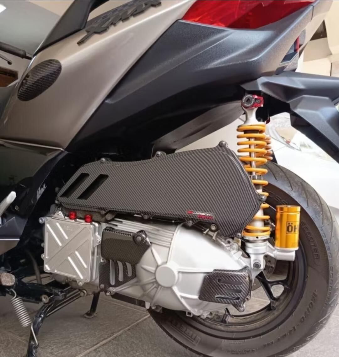 Xmax 250-300 2018-24 Gerçek Karbon Varyatör Kapak Seti
