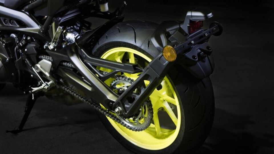 Orijinal Yamaha Mt-09 2017-2020  Arka Sıyırıcı