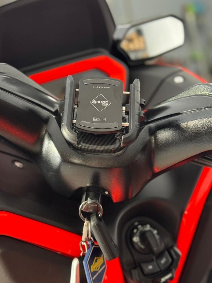 Xmax 250-300 2018-25 Mrt Plus 2 Karbon Telefon Tutucu
