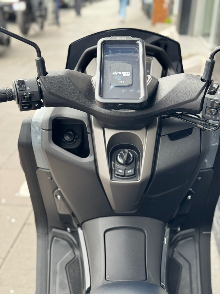 Nmax 2021-24 Kapalı Tel Tutucu Orta Kapak Seti