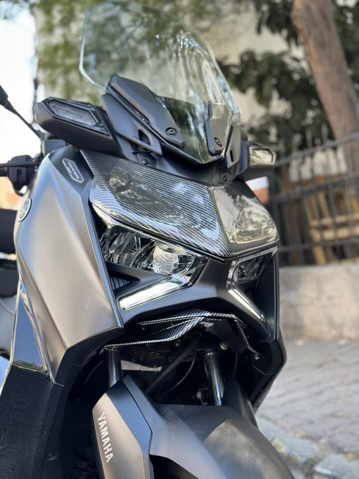 Xmax 250-300 Tech-Max  Far Üstü Karbon Desen Kapak Kafa Grenajı