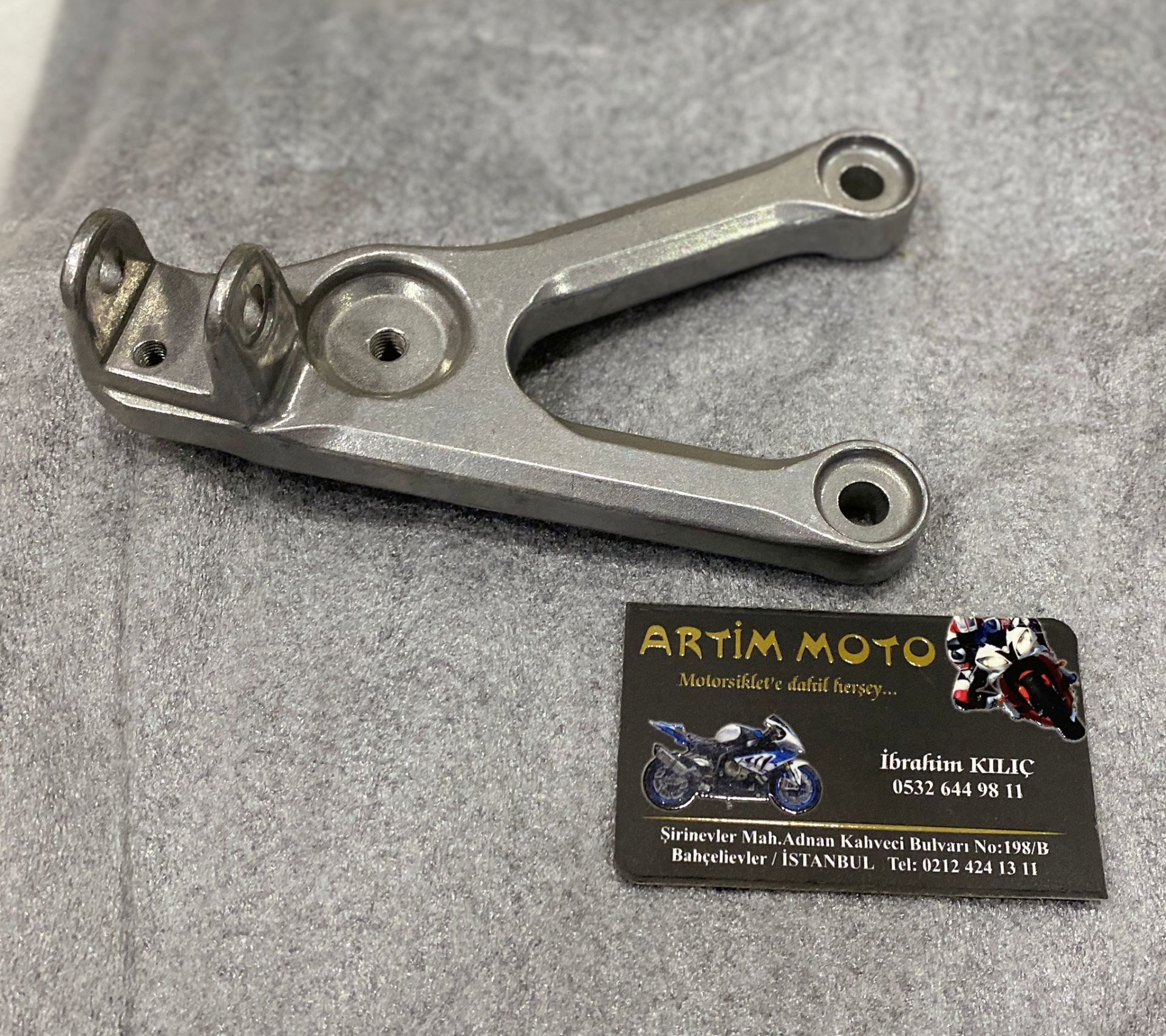 Yamaha Yzf R6S 2003-05 Sol Ön Braket