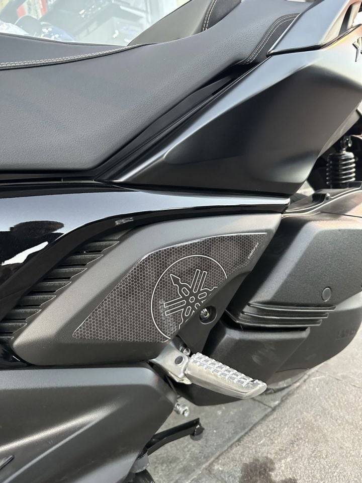 Xmax 250-300 2024-25 Tech-Max Tank Pad Seti