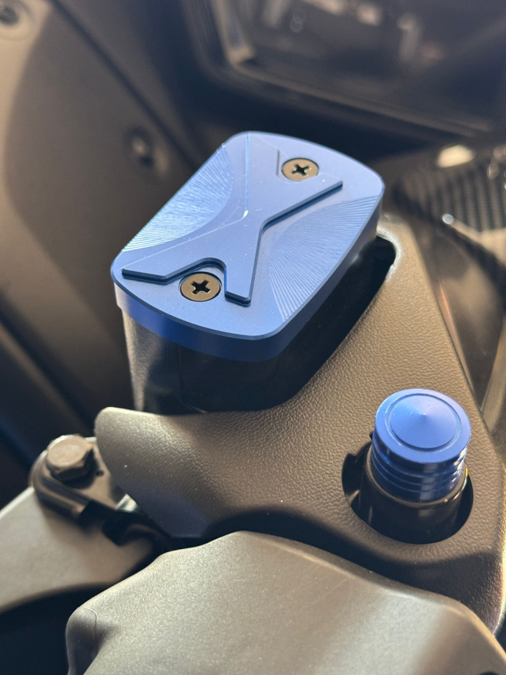 Xmax 250-300 2018-24 Cnc Hidrolik Kapak Seti Mavi