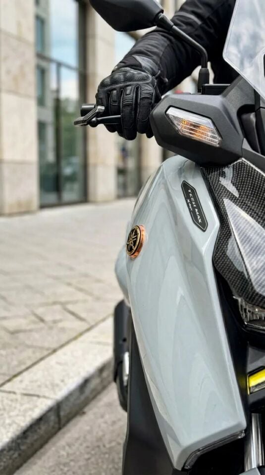 Modifiye Tmax Xmax 250-300 Gold Özel  Ledli Logo Seti