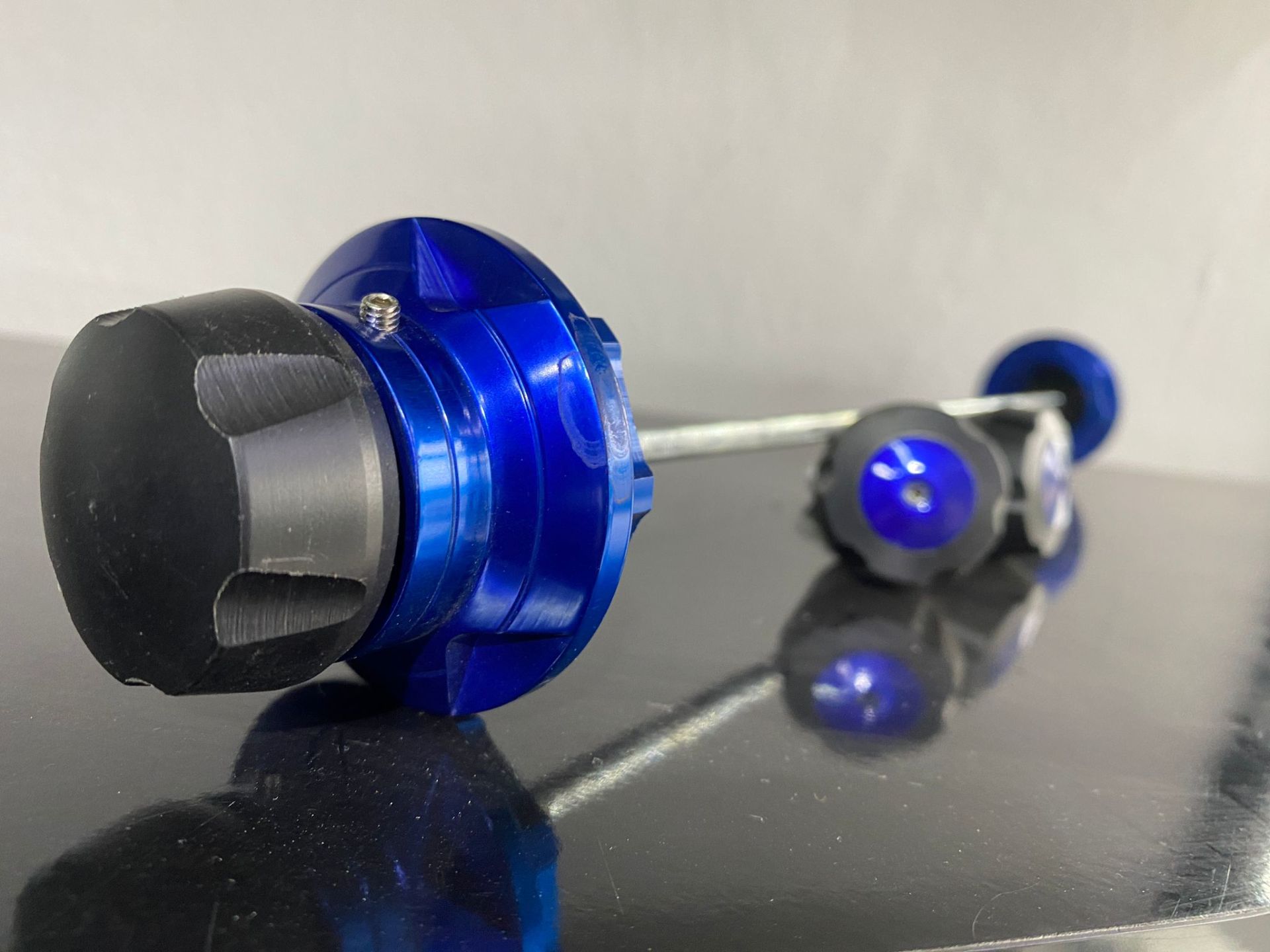 Yamaha Yzf R7 Ön Arka Mavi  Aks Takozu Özel