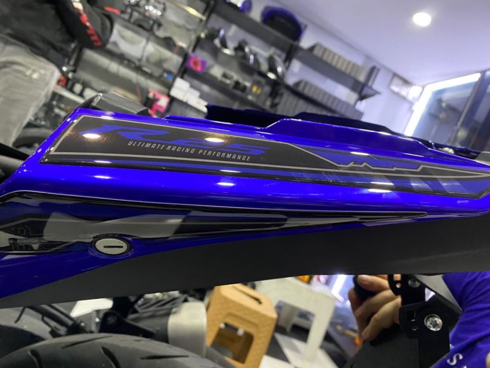 Yzf R25 2019-24 Mavi Tank Pad Seti 15 Parça
