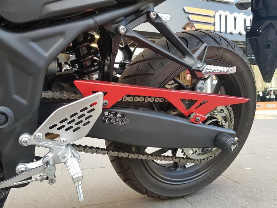 Yamaha Yzf R25-Mt-25 Metal Renkli Zincir Koruma