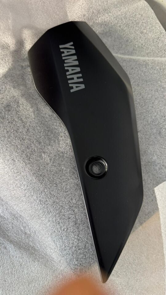 Xmax Techmax 2024-25 Orijinal Sağ Çamurluk Kapağı BMKF151400P3