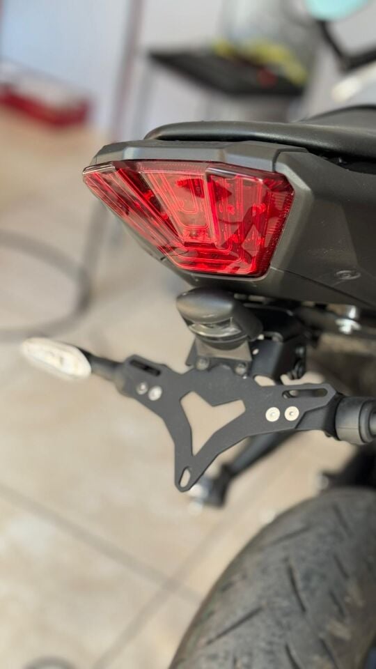 R25-Mt-25 2025 Kısa Spor Sabit Plakalık