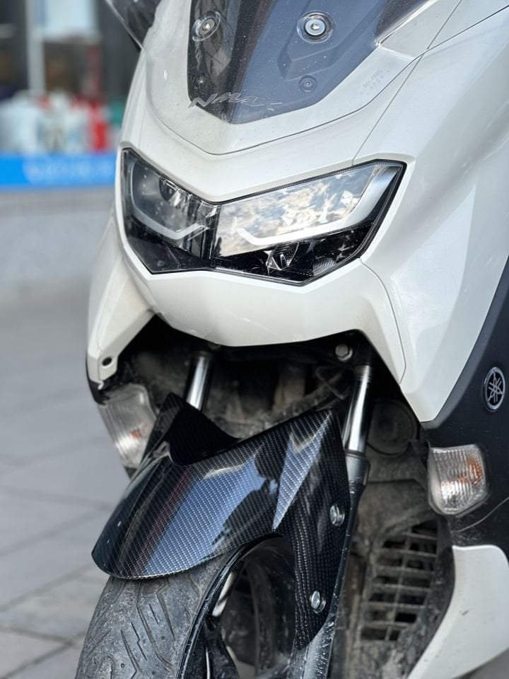 Nmax 125-155 Special Model Karbon Ön Çamurluk