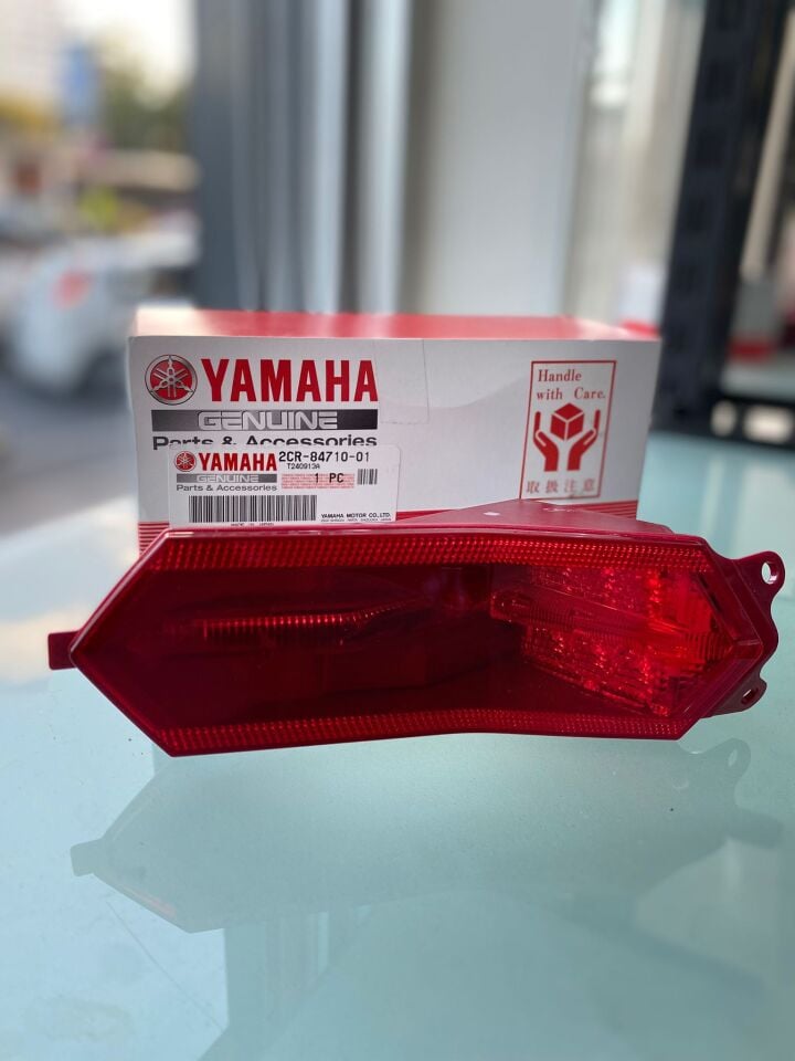 Yamaha R7 Orijinal Arka Stop 2CR8471001