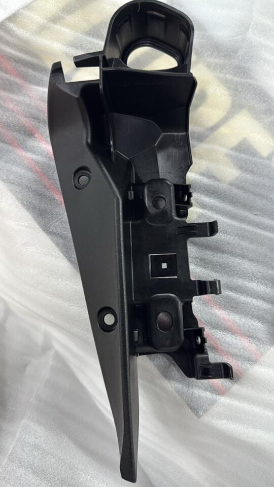 Mt 09 2021-23 Sağ Radyatör Kapak Alt Panzot B7N2175U00