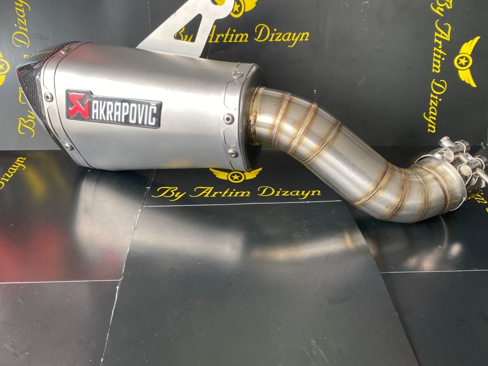 Kawasaki Z900 Akrapovıc Tip Slip-On Egzoz