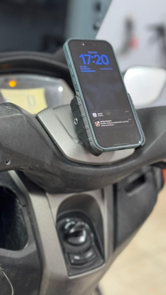 Nmax 125-155 2021-24 Sarjlı Telefon Tutucu