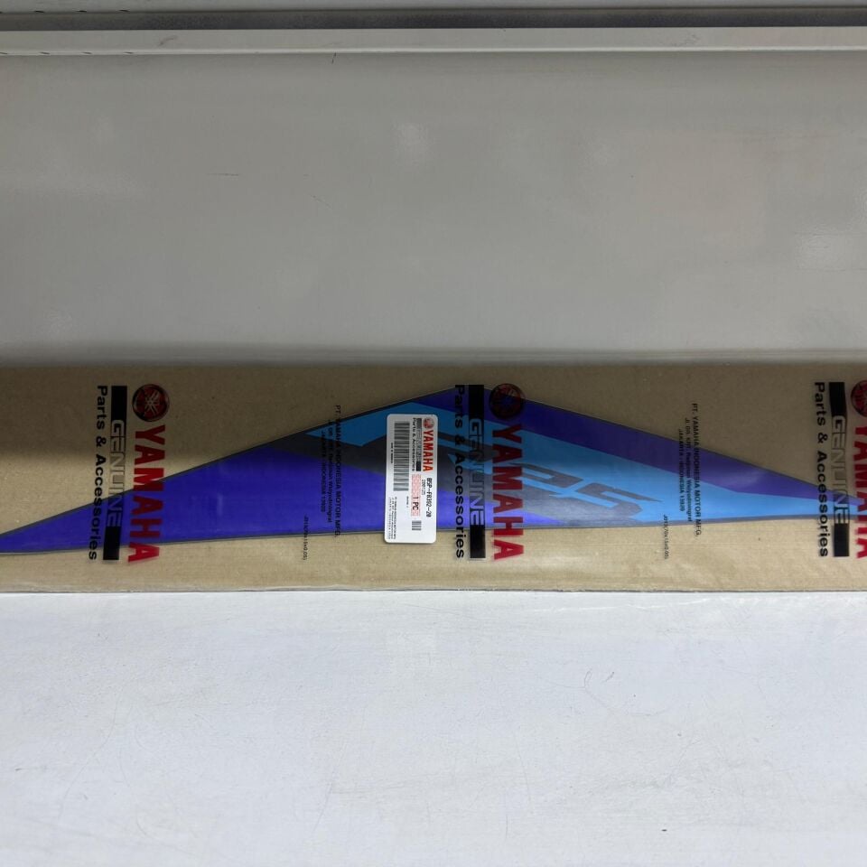 Yzf R25 2024 Mavi Greanaj Stıcker Sağ B5PF839220