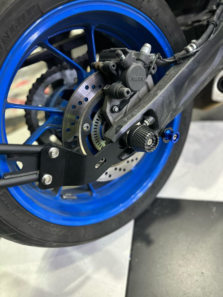 Suzuki Gsx-8s Karbon Aks Takoz Seti