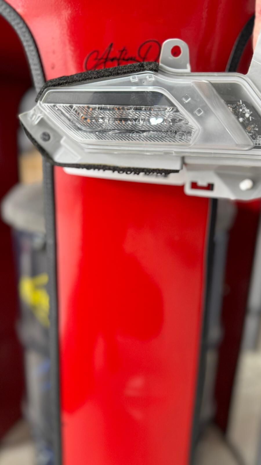 Orijinal Xmax 250-300 2024-26 Sağ Sinyal BKAH332000