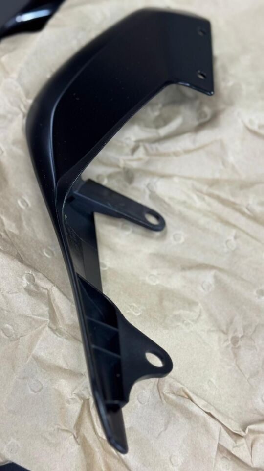 Mt-07 2021-24 Sağ Arka Kuyruk Grenajı M.Siyah BAT2172100P1