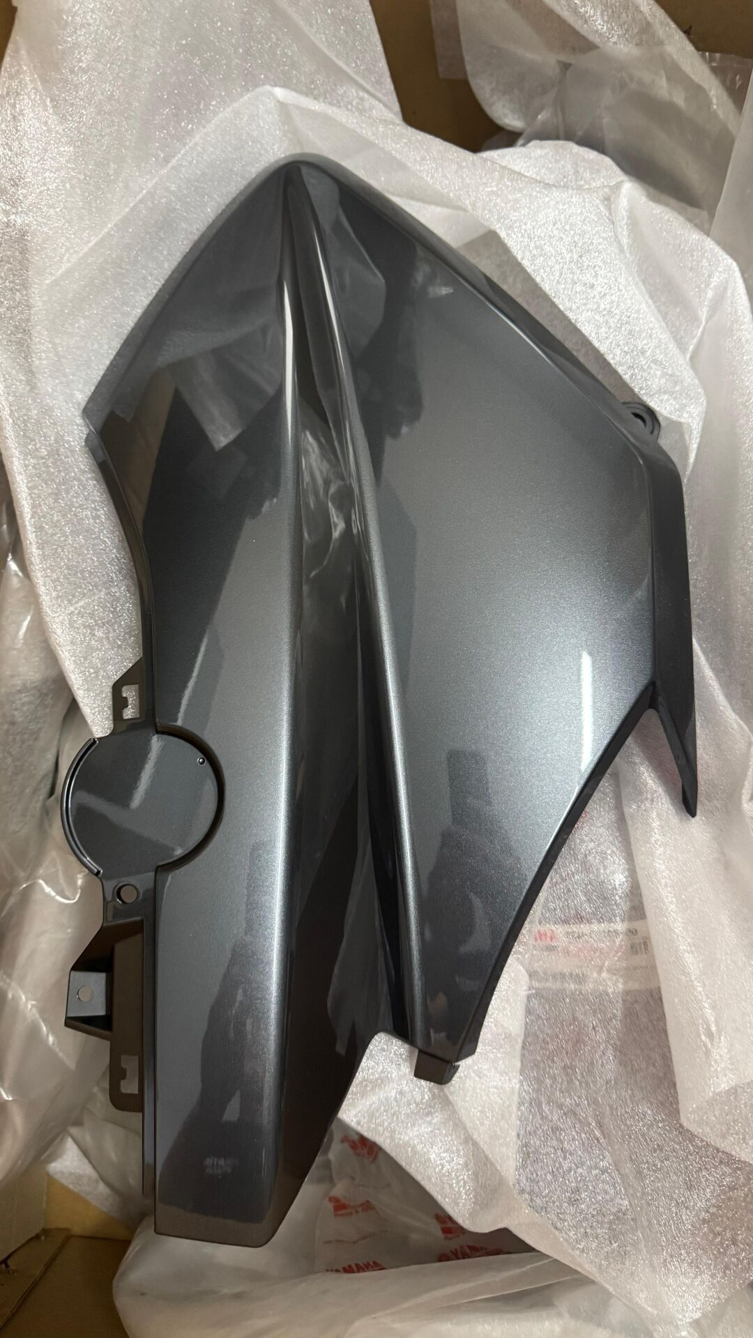 Xmax 250-400 2014-17 Orijinal Sağ Füme Kafa Grenajı 1SDF835H00P5