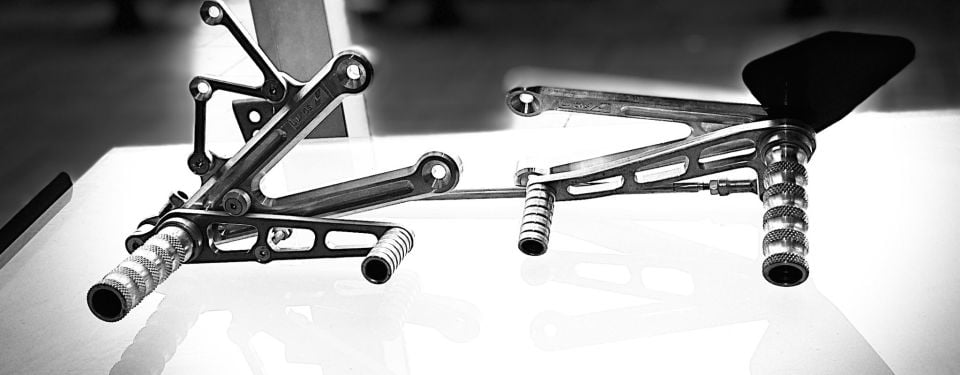 Honda Cbr 600F 2001-06 Cnc Lucas Ayaklık Braket Seti Gümüş