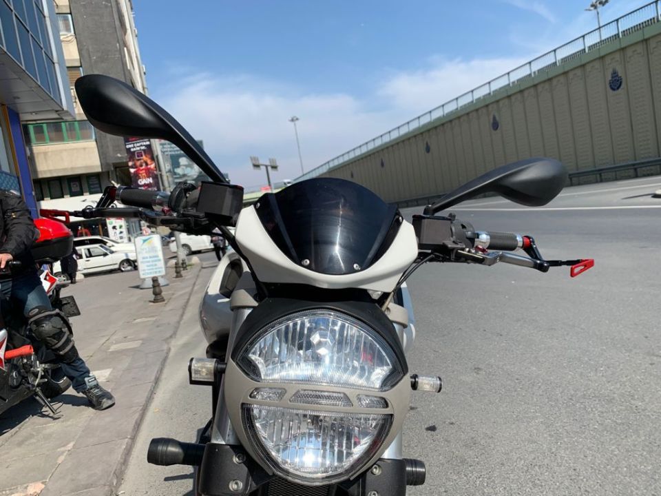 Ducati 696-796 Siyah Ön Cam