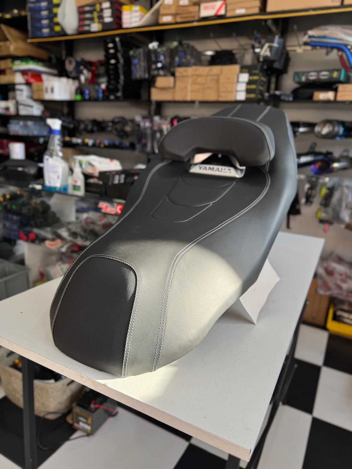 Xmax 250-300 2018\24 Alçak Comfort Sele